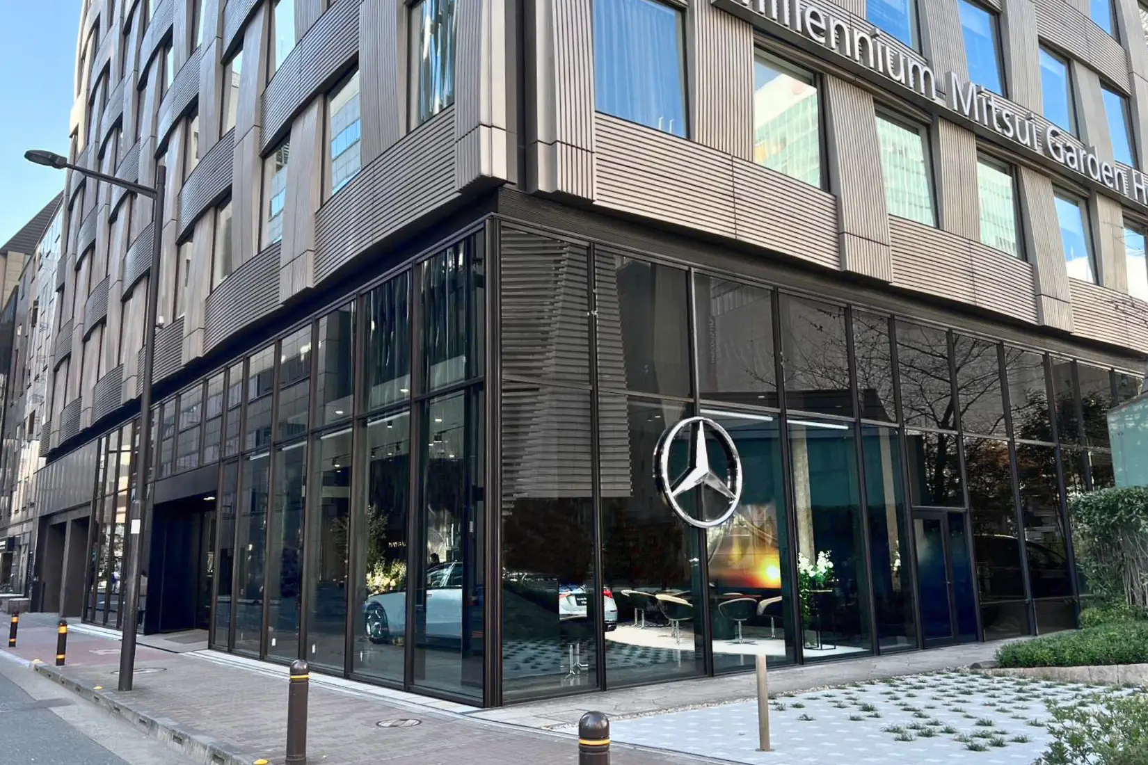 Stars@Mercedes-Benz GINZA