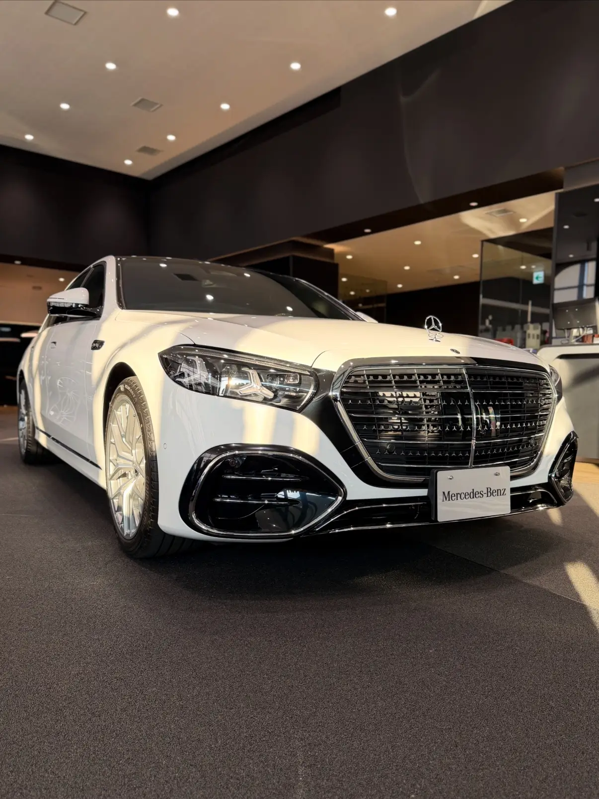 【横浜東】注目の展示車「新型Sクラス」のご案内