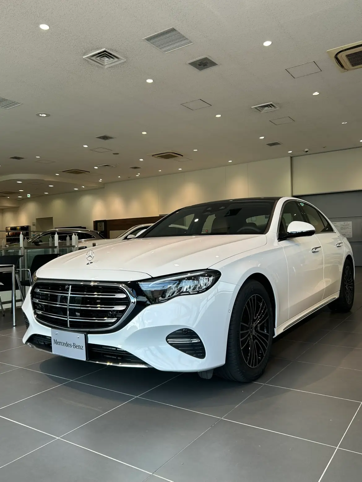 【世田谷南】特別展示車「E 300 Edition Elegance (ISG)」のご紹介